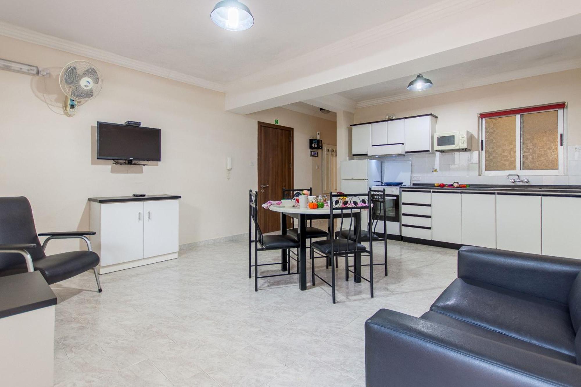 Pool & Sea Merill Apartments Меллиеха Номер фото